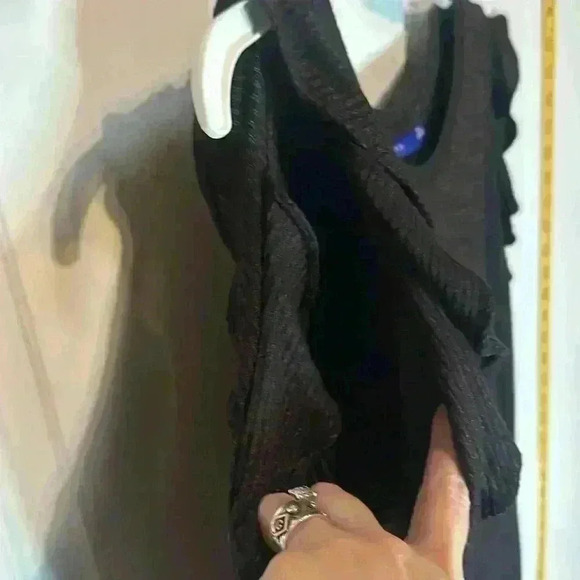 Women's Apt. 9 Peekaboo Shoulder Sweater, Size Medium ***New With Tags*** - Picture 2 of 7